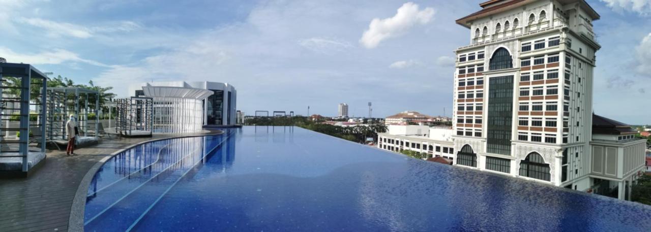 Free Netflix! Zas At Troika Residence, Kb * Kota Bharu